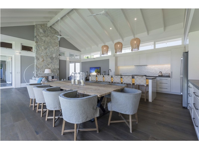 45 Beachfront Mirage, Port Douglas QLD 4877