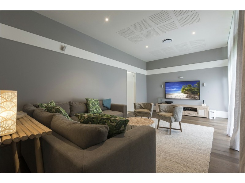 45 Beachfront Mirage, Port Douglas QLD 4877