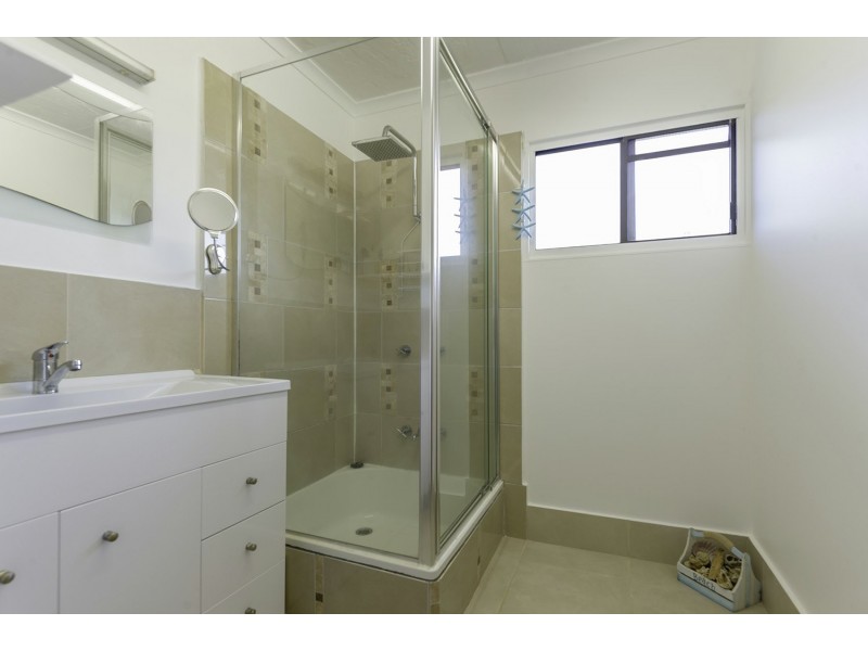 5 Jacaranda Close, Cooya Beach QLD 4873