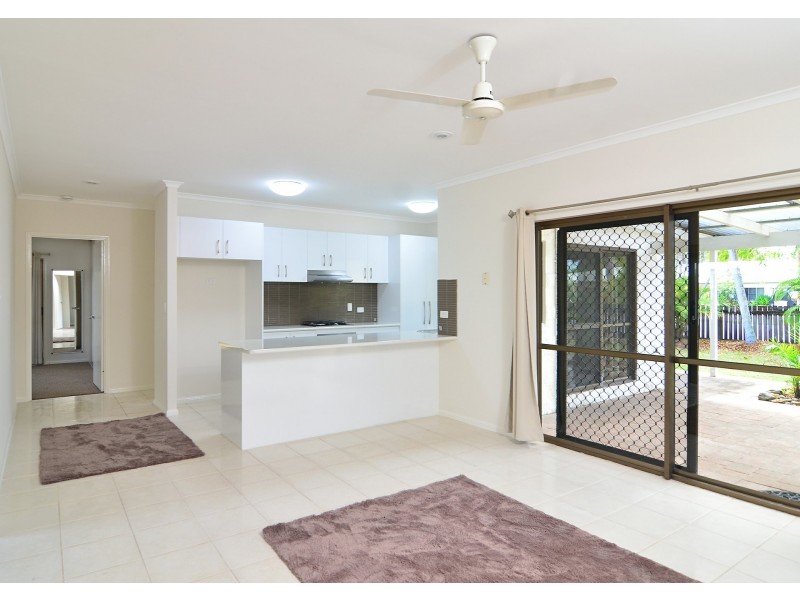 2 Hope Street, Port Douglas QLD 4877