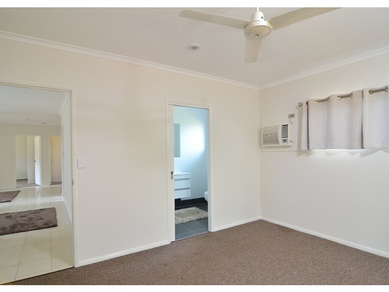 2 Hope Street, Port Douglas QLD 4877