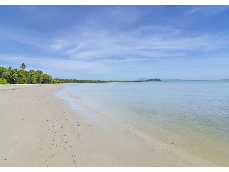 1/5 Limpet Avenue, Port Douglas QLD 4877