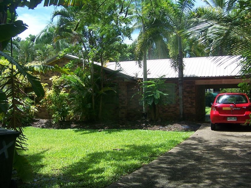 8 Undine Street, Port Douglas QLD 4877