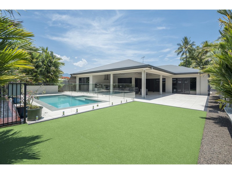 4 Ocean Avenue, Cooya Beach QLD 4873