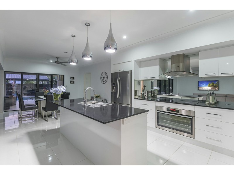 4 Ocean Avenue, Cooya Beach QLD 4873