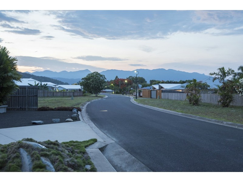 4 Ocean Avenue, Cooya Beach QLD 4873