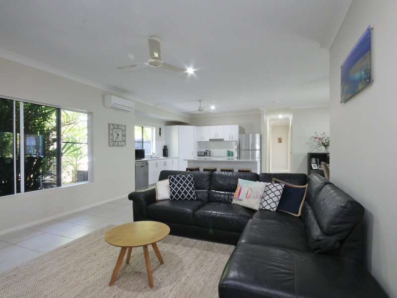 4 Yiki Street, Port Douglas QLD 4877