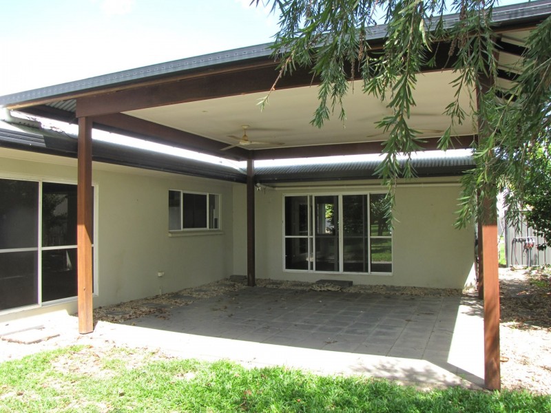 8 Hope Street, Port Douglas QLD 4877