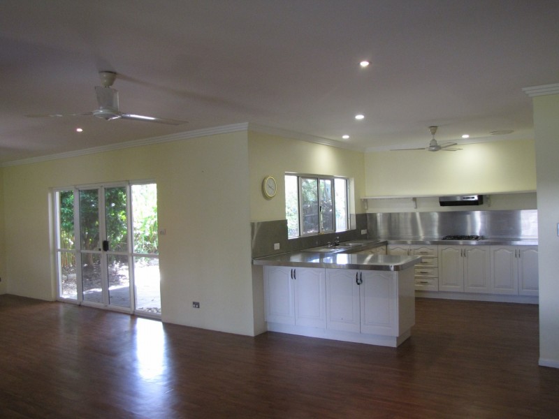 8 Hope Street, Port Douglas QLD 4877