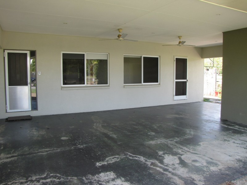 8 Hope Street, Port Douglas QLD 4877