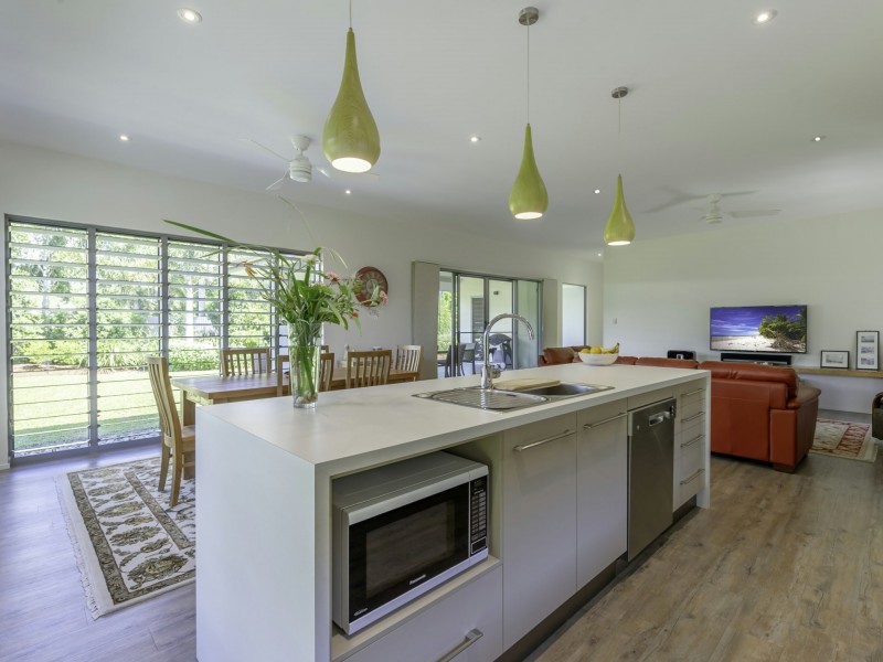 5 Sandpiper Street, Port Douglas QLD 4877