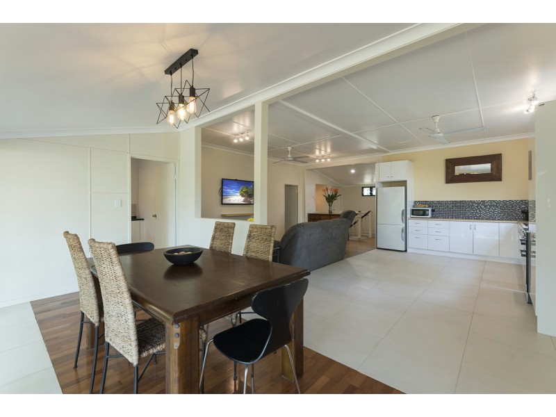 13 Mossman Street, Mossman QLD 4873