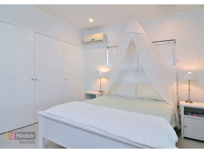 16 Ribbon Avenue, Port Douglas QLD 4877