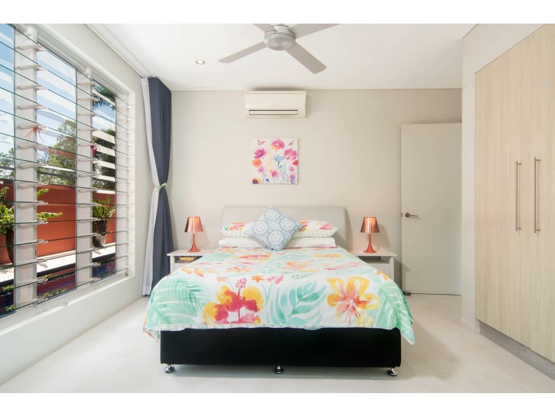 30 Oak Street, Oak Beach, Port Douglas QLD 4877