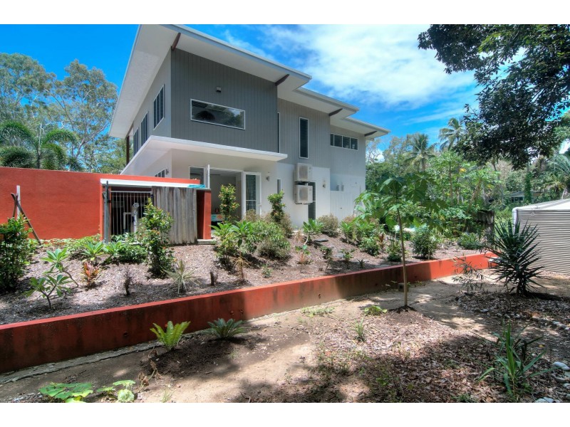 30 Oak Street, Oak Beach, Port Douglas QLD 4877
