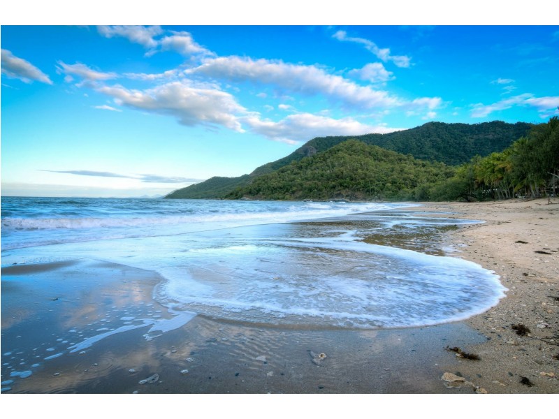 30 Oak Street, Oak Beach, Port Douglas QLD 4877