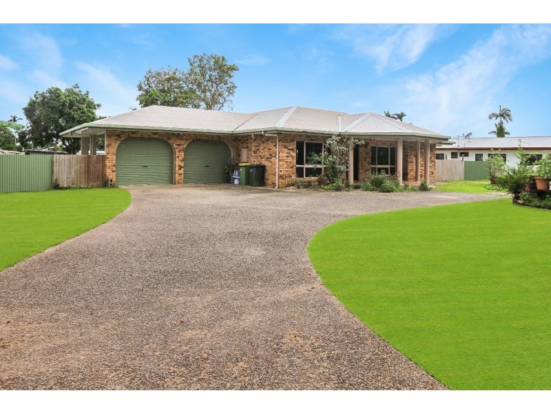 8 Jones Street, Mossman QLD 4873