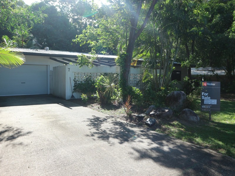 7 Ti Tree Street, Port Douglas QLD 4877