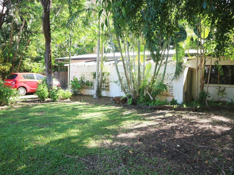 7 Ti Tree Street, Port Douglas QLD 4877