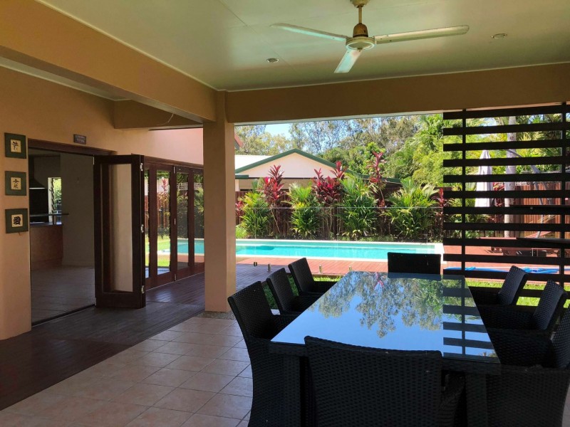 1 Curlew Close, Craiglie QLD 4877