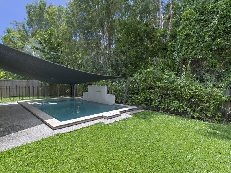 8 Birdwing Street, Port Douglas QLD 4877