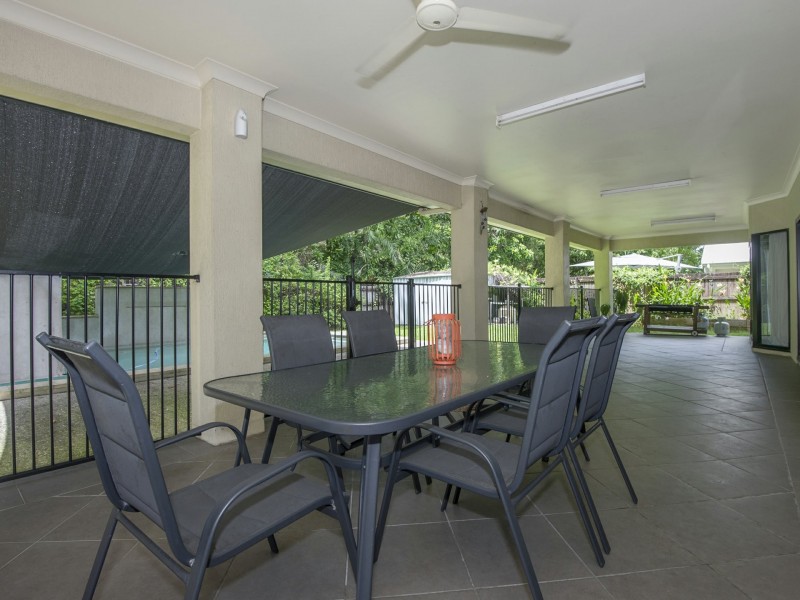 8 Birdwing Street, Port Douglas QLD 4877