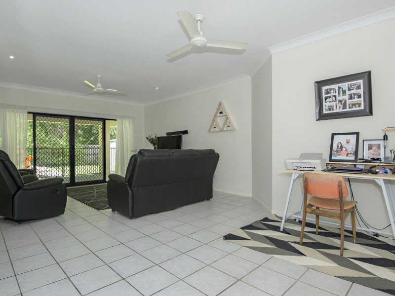 8 Birdwing Street, Port Douglas QLD 4877