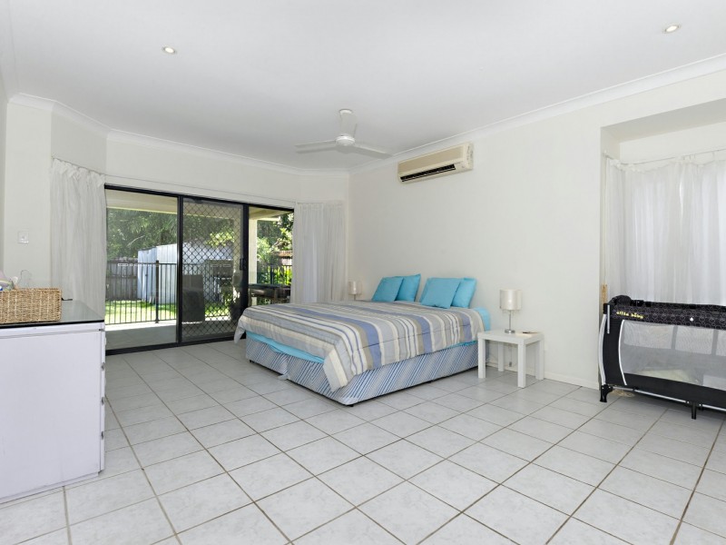 8 Birdwing Street, Port Douglas QLD 4877