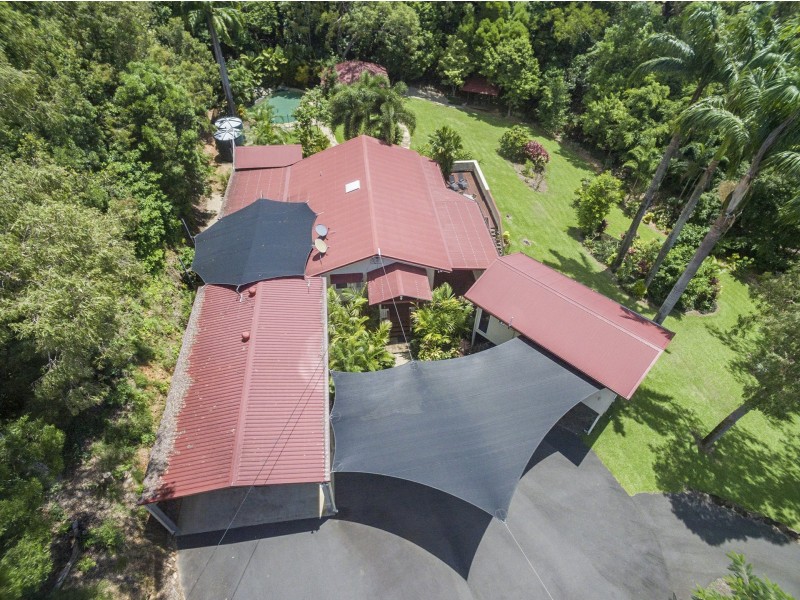 1-5 Bruce Avenue, Oak Beach QLD 4877