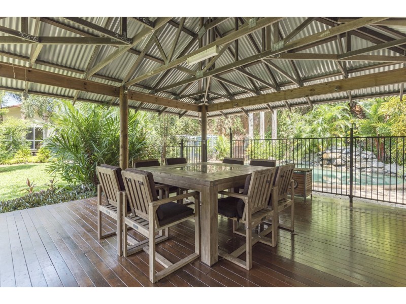 1-5 Bruce Avenue, Oak Beach QLD 4877