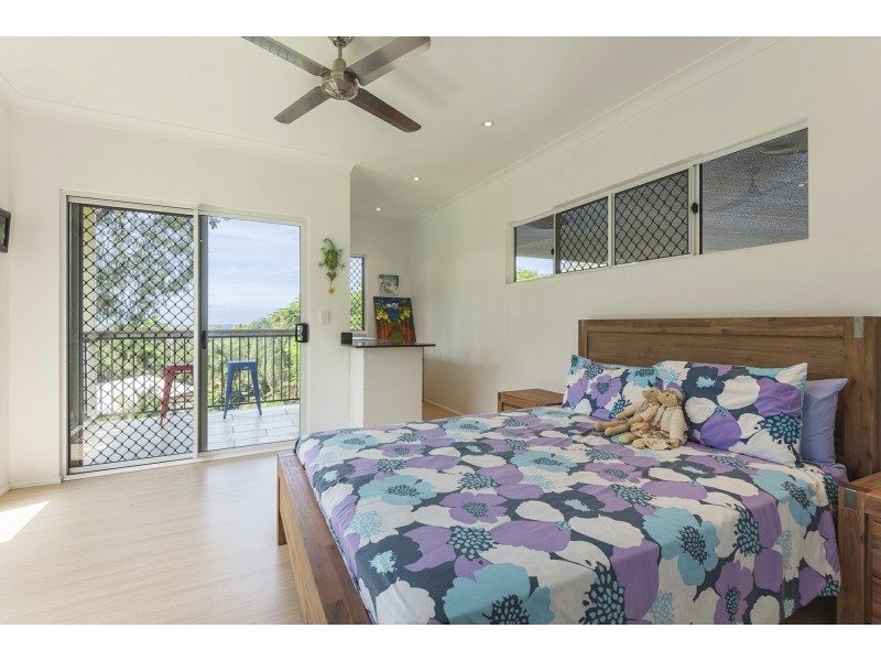 1-5 Bruce Avenue, Oak Beach QLD 4877