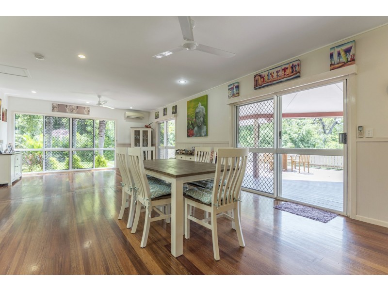 1-5 Bruce Avenue, Oak Beach QLD 4877