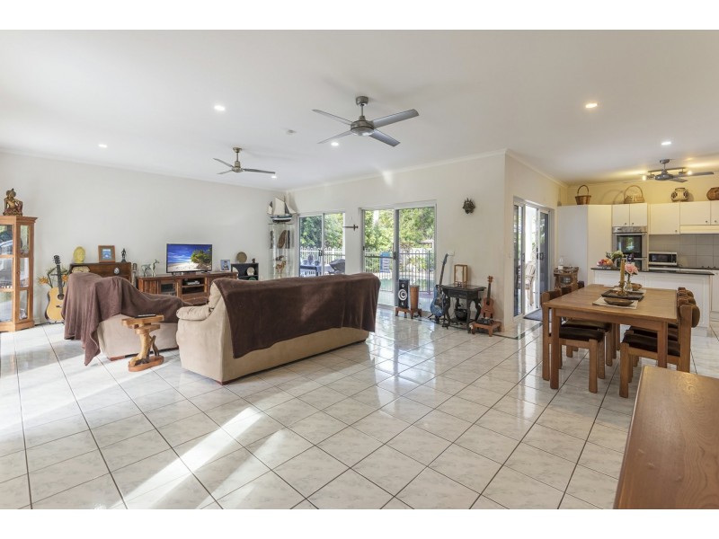 12 Trochus Close, Port Douglas QLD 4877