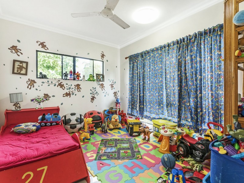 2 Shalom Close, Cooya Beach QLD 4873