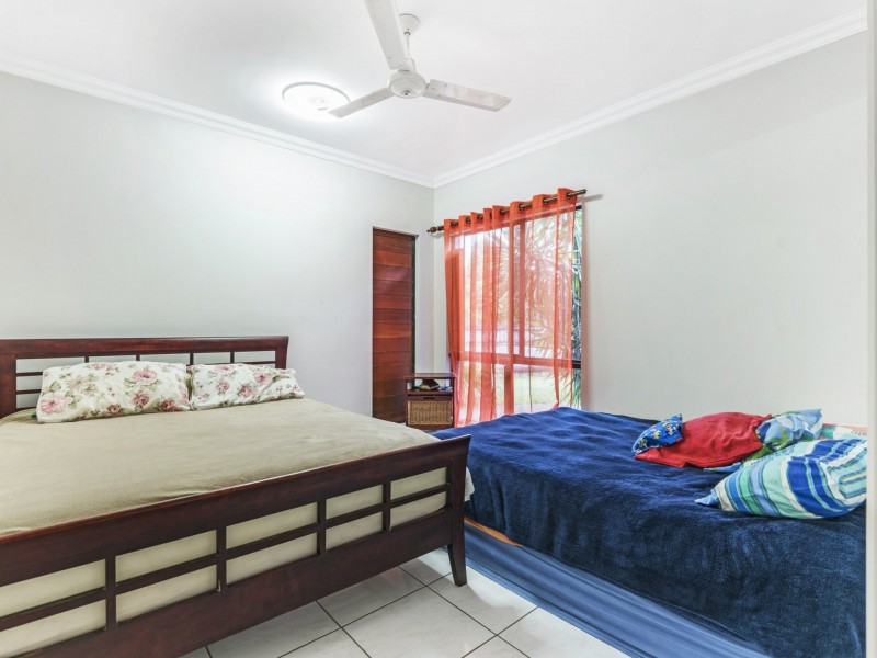 2 Shalom Close, Cooya Beach QLD 4873