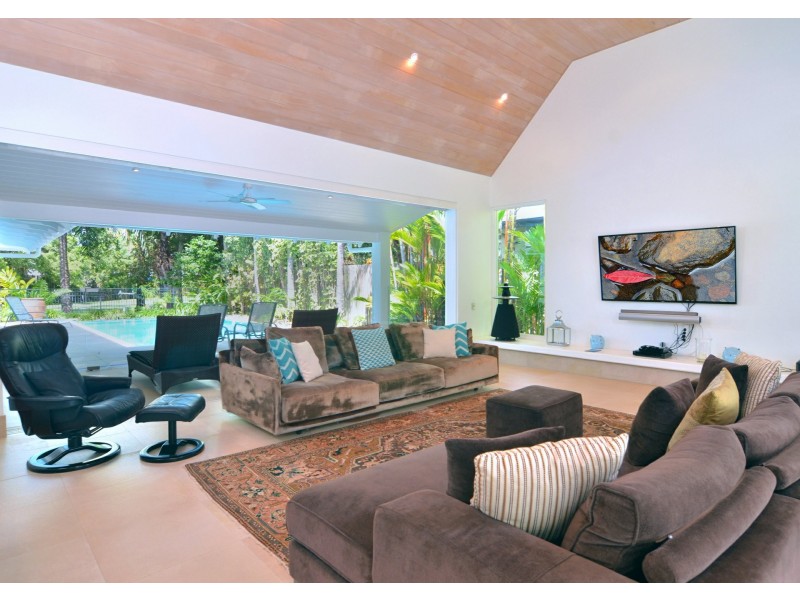 Lot 4 Beachfront Mirage, Port Douglas QLD 4877