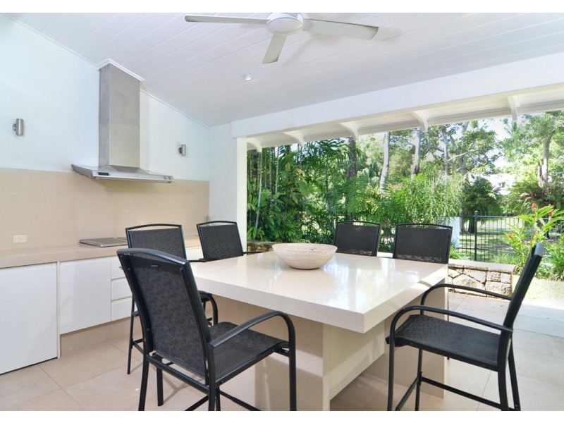 Lot 4 Beachfront Mirage, Port Douglas QLD 4877