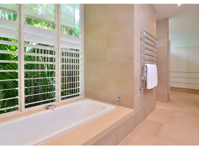 Lot 4 Beachfront Mirage, Port Douglas QLD 4877