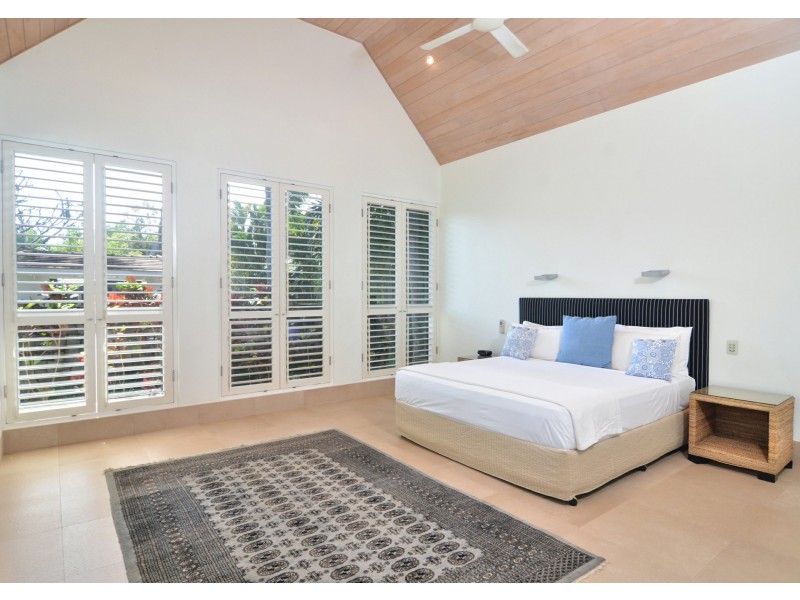 Lot 4 Beachfront Mirage, Port Douglas QLD 4877
