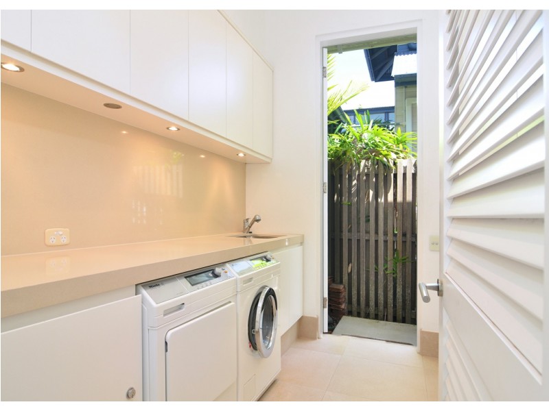 Lot 4 Beachfront Mirage, Port Douglas QLD 4877