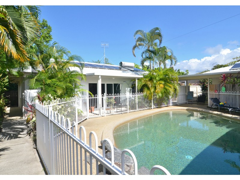 1/12 Limpet Avenue, Port Douglas QLD 4877