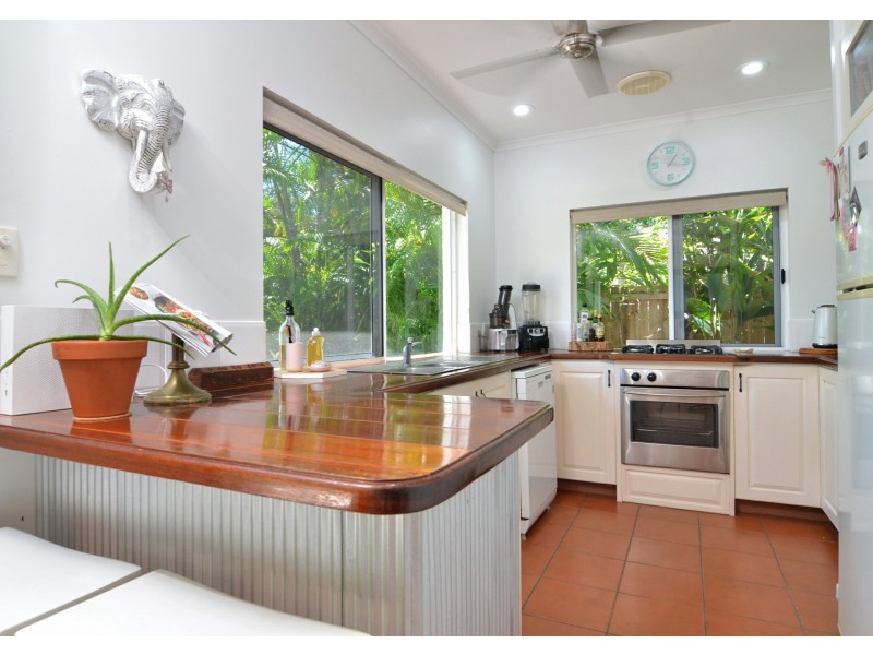 1/12 Limpet Avenue, Port Douglas QLD 4877