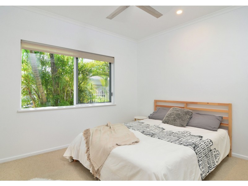 1/12 Limpet Avenue, Port Douglas QLD 4877