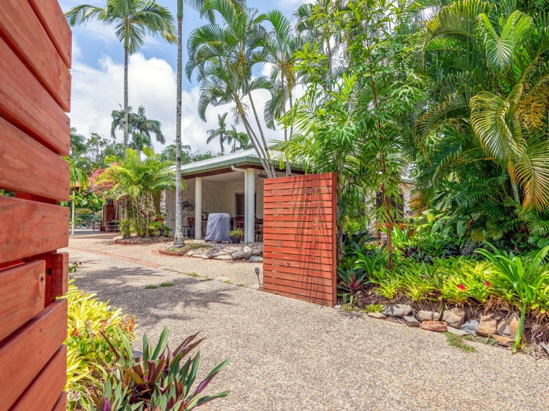 10 Undine Street, Port Douglas QLD 4877