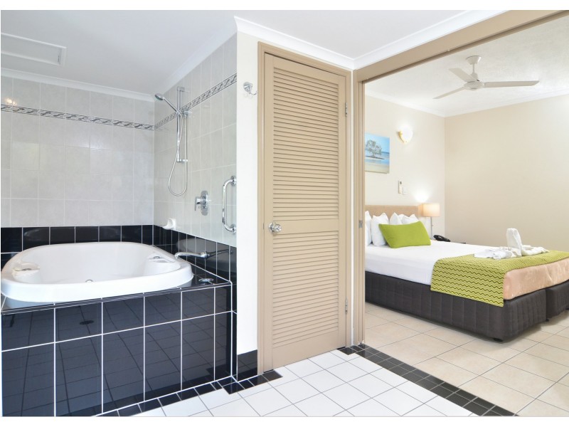 14 Regal/51 Macrossan Street, Port Douglas QLD 4877
