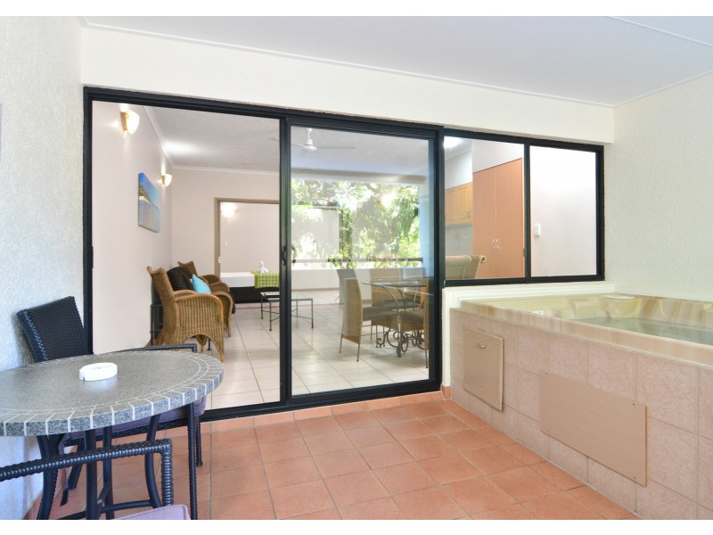 14 Regal/51 Macrossan Street, Port Douglas QLD 4877