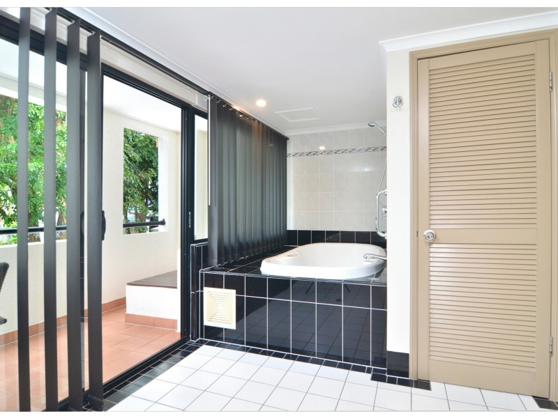 14 Regal/51 Macrossan Street, Port Douglas QLD 4877