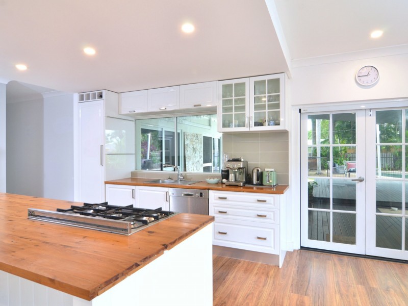 7 Endeavour Street, Port Douglas QLD 4877