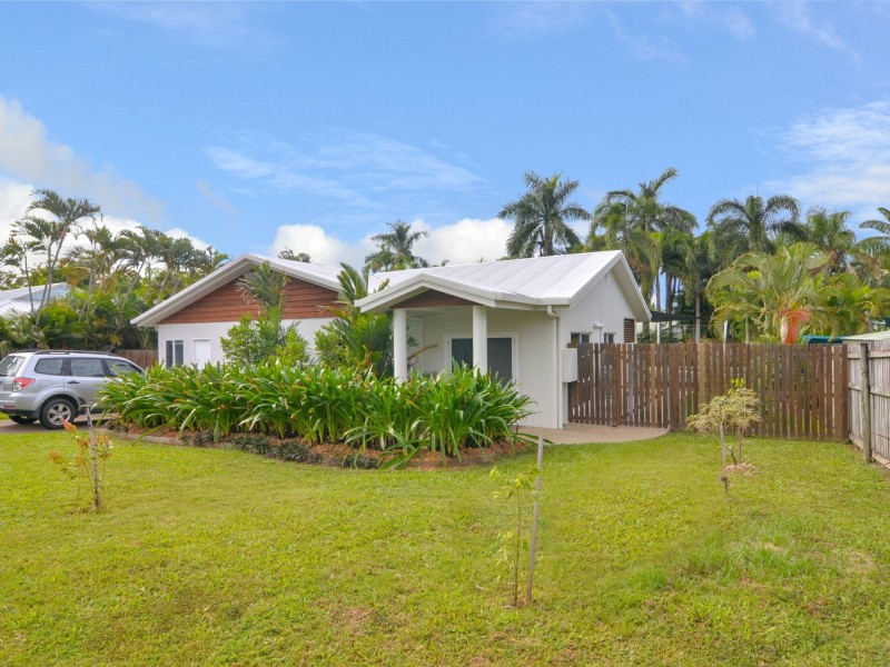 7 Endeavour Street, Port Douglas QLD 4877