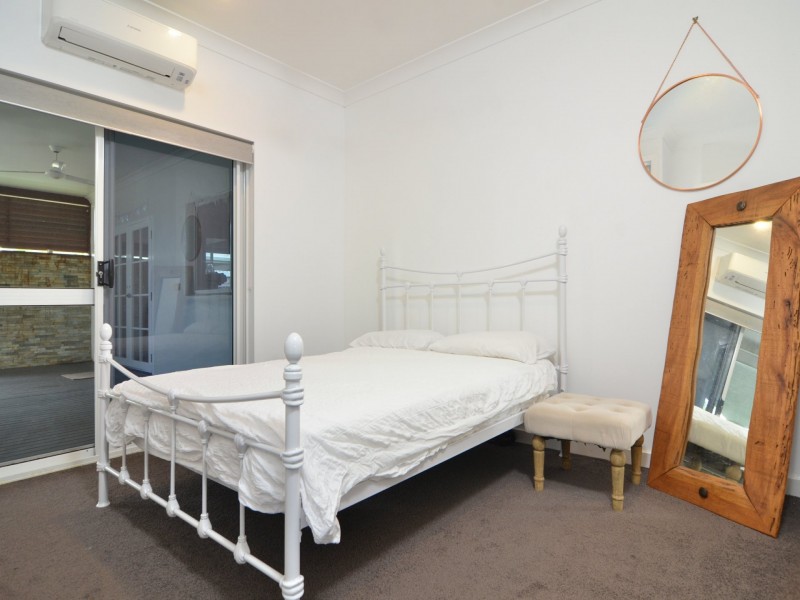 7 Endeavour Street, Port Douglas QLD 4877